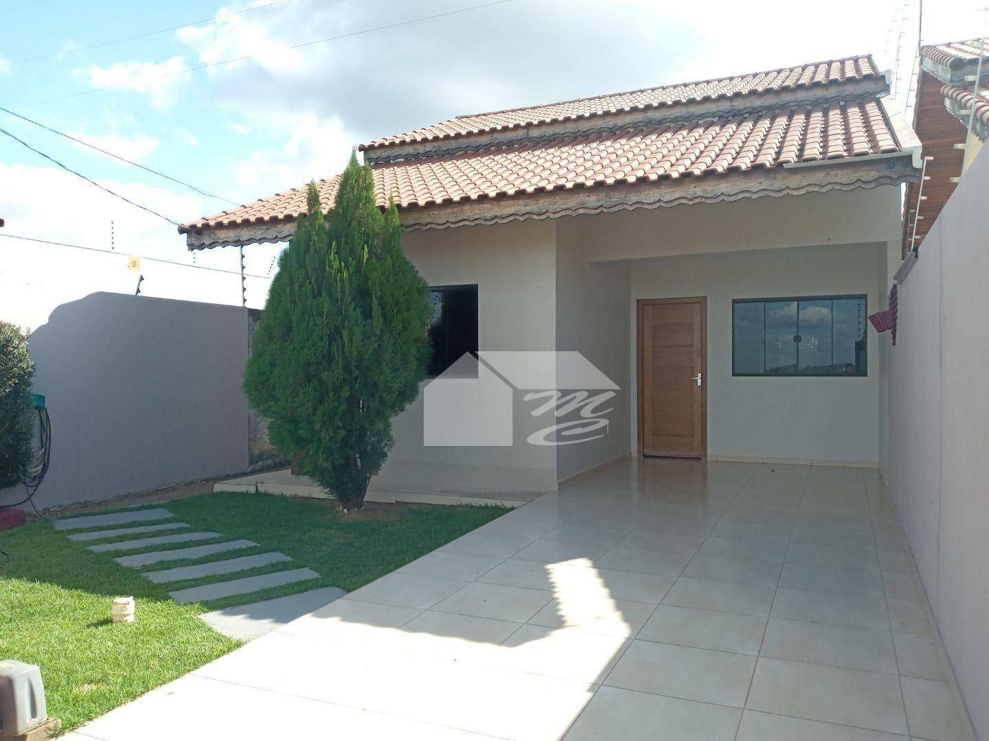 Casa à venda com 2 quartos, 69m² - Foto 2