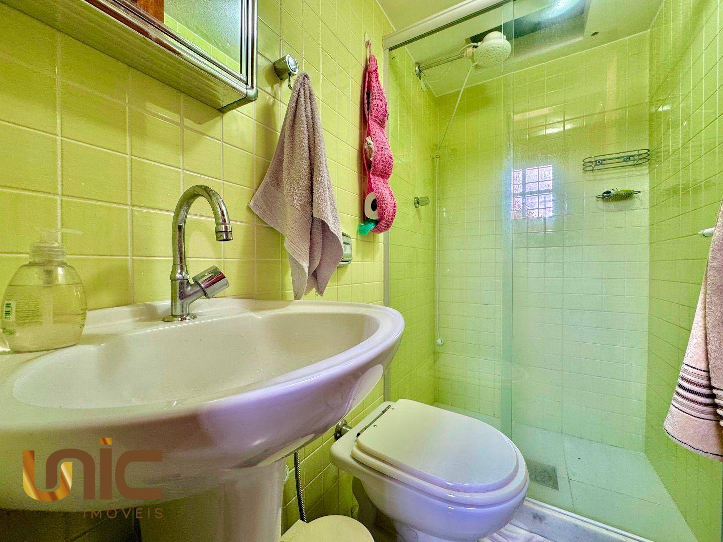 Casa à venda com 4 quartos, 220m² - Foto 40