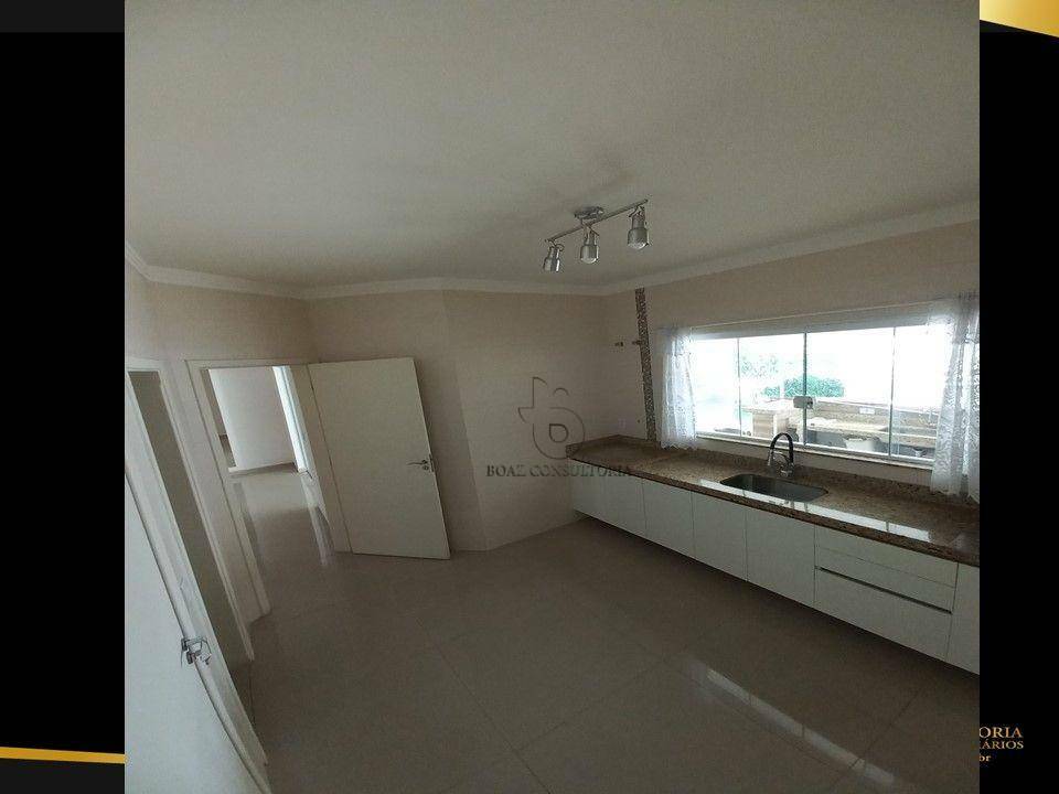 Casa de Condomínio à venda com 3 quartos, 244m² - Foto 23