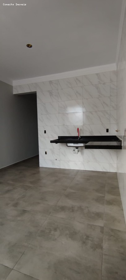 Casa à venda com 2 quartos, 53m² - Foto 18