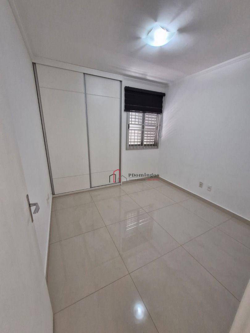 Apartamento para alugar com 2 quartos, 80m² - Foto 4