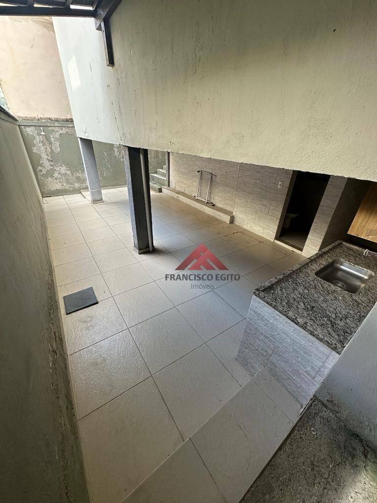 Casa de Condomínio à venda com 3 quartos, 150m² - Foto 4