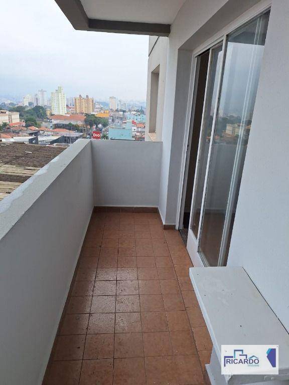 Apartamento para alugar com 2 quartos, 70m² - Foto 12