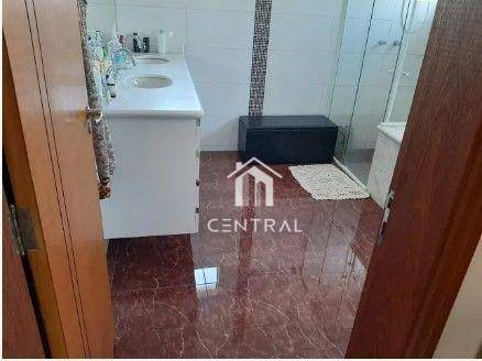 Sobrado à venda com 4 quartos, 267m² - Foto 6