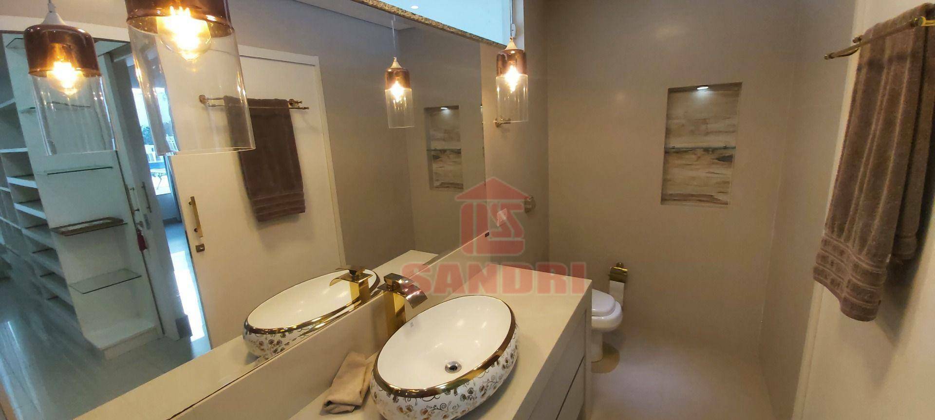 Sobrado à venda com 4 quartos, 409m² - Foto 44