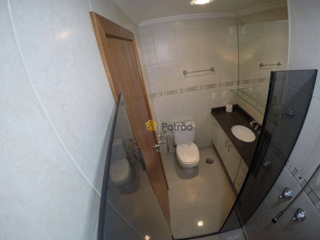 Apartamento à venda com 4 quartos, 215m² - Foto 25