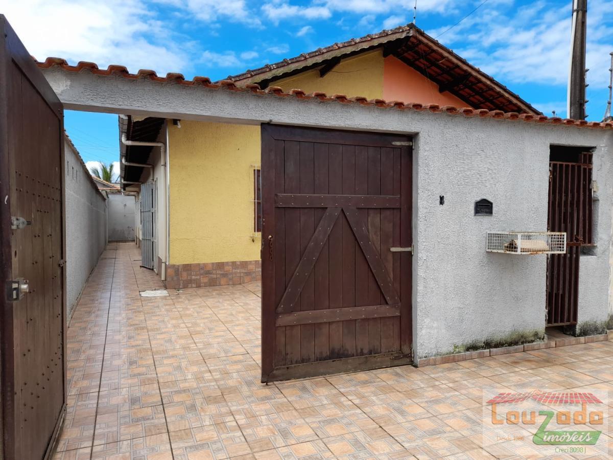 Casa à venda com 3 quartos, 120m² - Foto 1