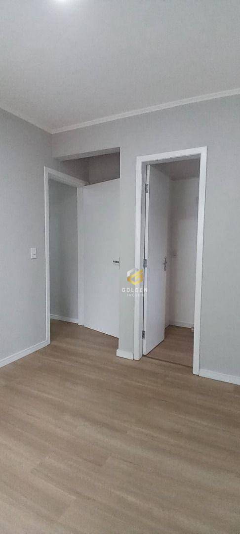 Apartamento à venda com 2 quartos, 75m² - Foto 7