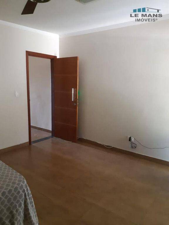 Casa à venda com 3 quartos, 375m² - Foto 23