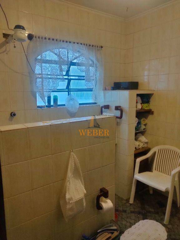 Sobrado à venda com 3 quartos, 215m² - Foto 24