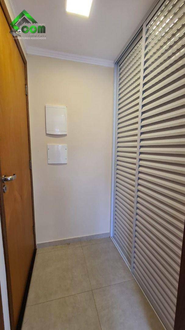 Casa à venda com 3 quartos, 323m² - Foto 28
