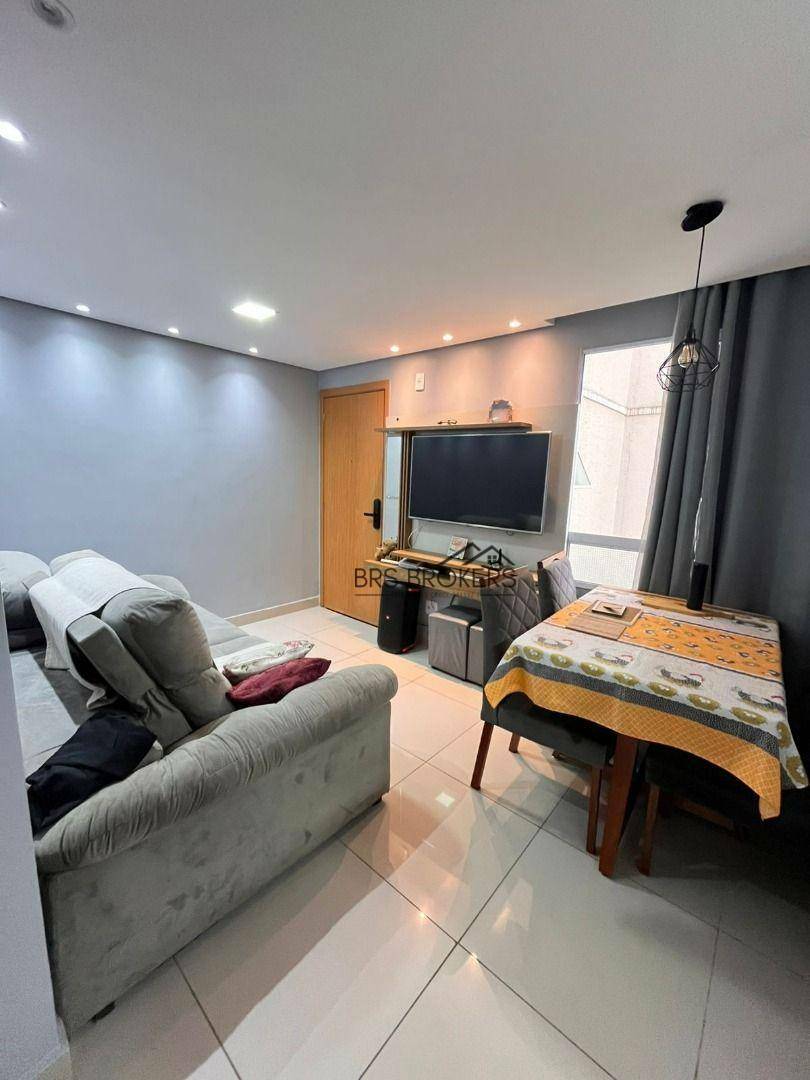 Apartamento à venda com 2 quartos, 38m² - Foto 2