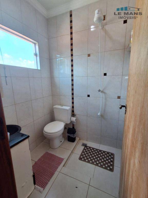 Casa à venda com 3 quartos, 200m² - Foto 25