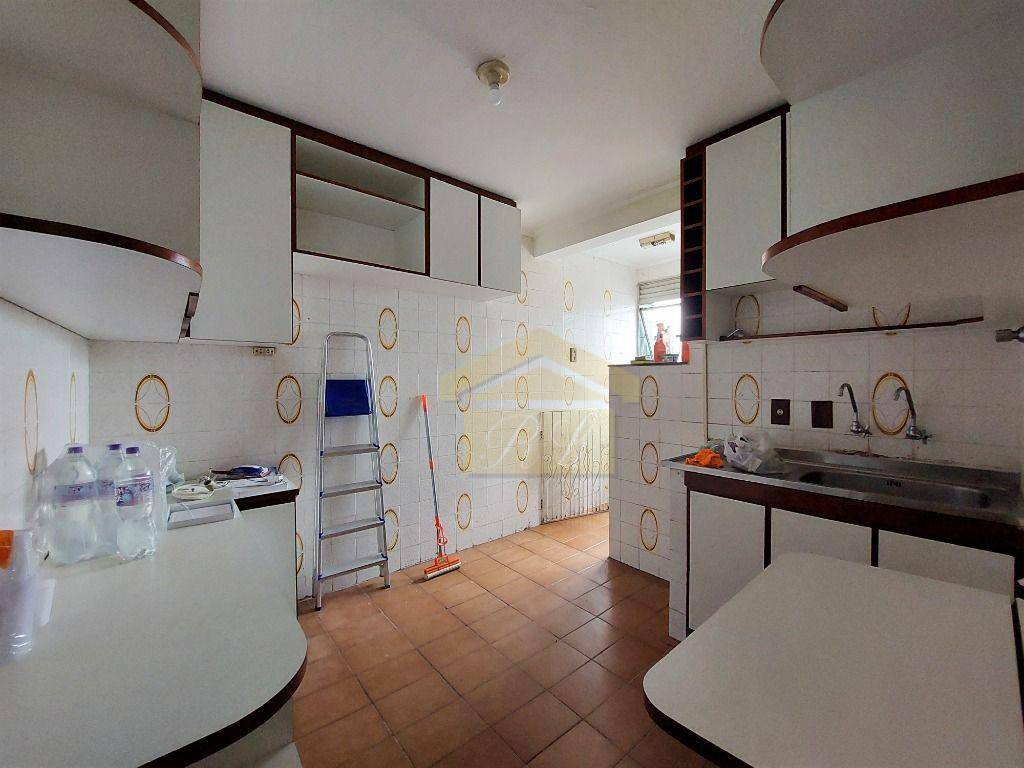 Apartamento à venda com 2 quartos, 65m² - Foto 10