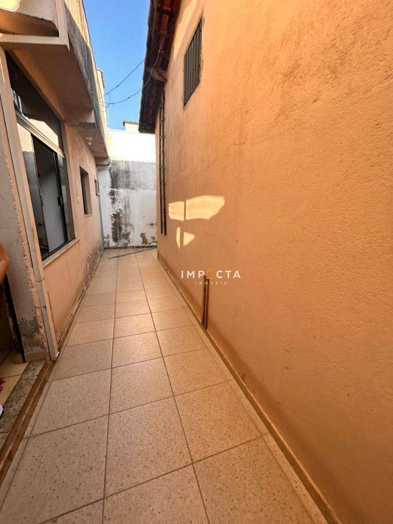 Casa à venda com 3 quartos, 174m² - Foto 10