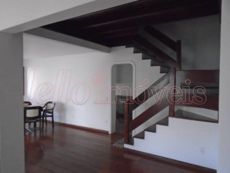 Apartamento para alugar com 4 quartos, 210m² - Foto 13