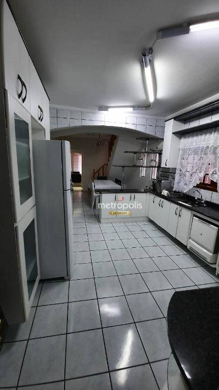 Sobrado à venda com 3 quartos, 130m² - Foto 4