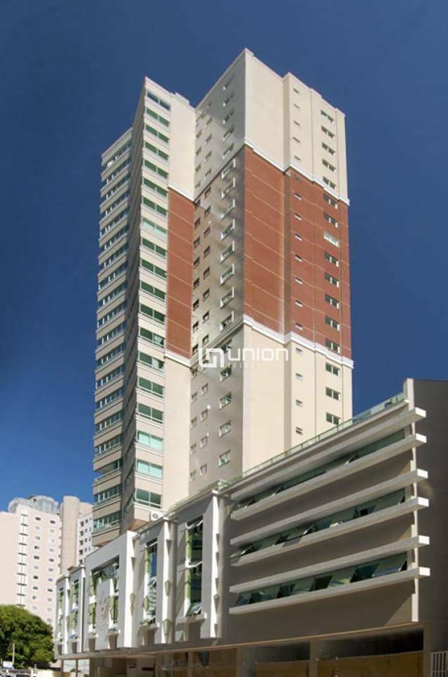 Apartamento à venda com 3 quartos, 168m² - Foto 3