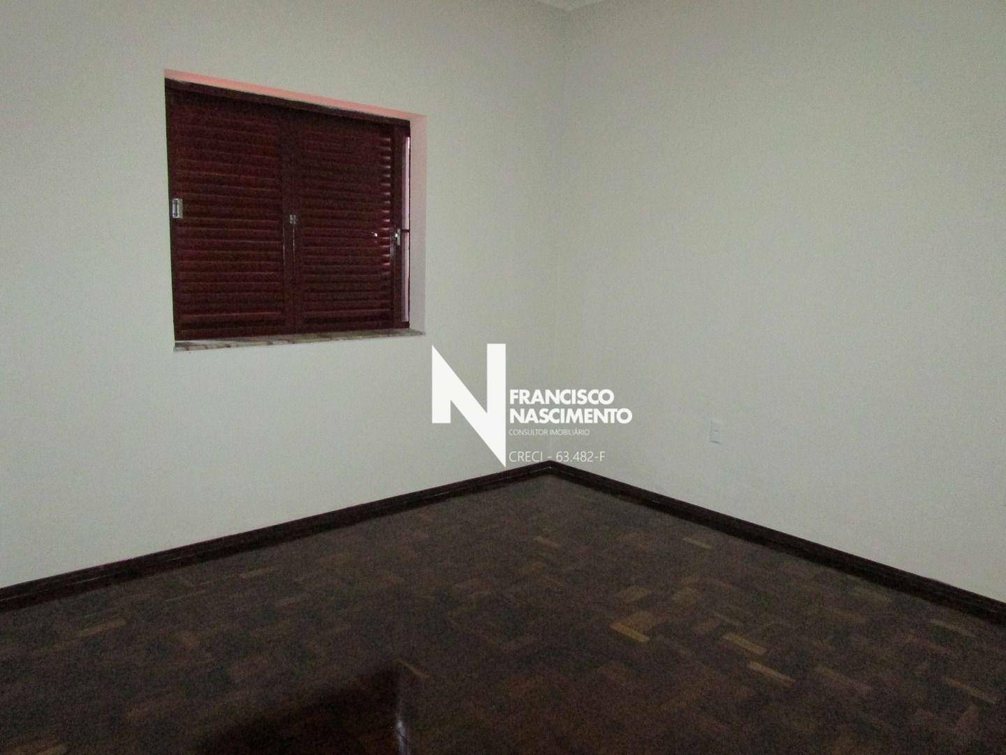 Casa à venda com 4 quartos, 285m² - Foto 25