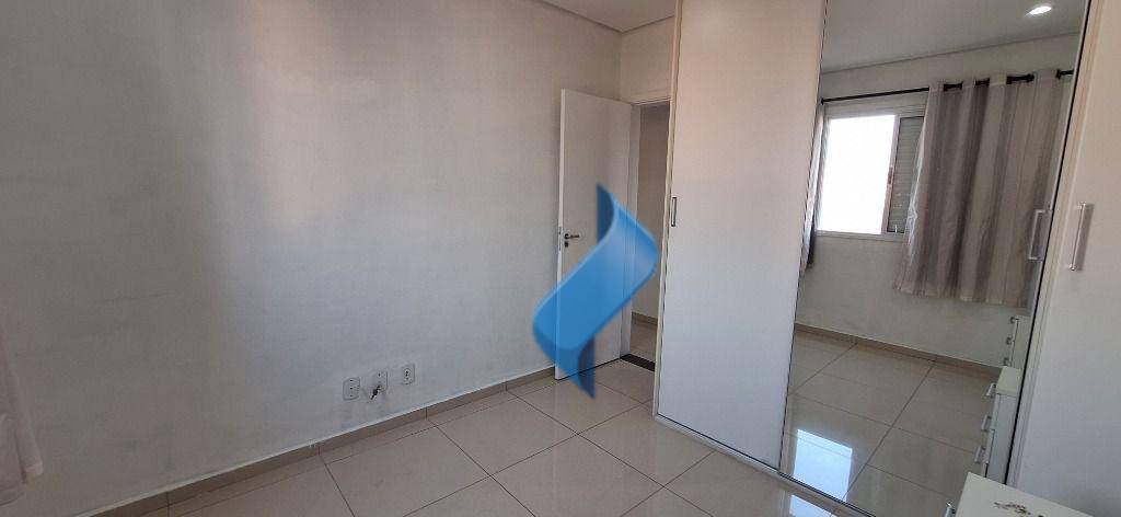 Apartamento à venda com 2 quartos, 50m² - Foto 19