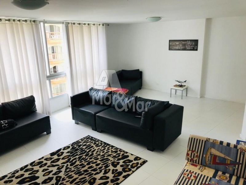 Apartamento à venda com 3 quartos, 140m² - Foto 1