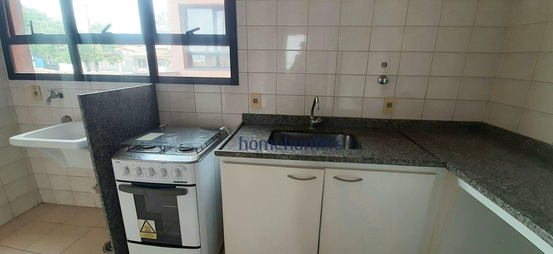 Apartamento à venda com 1 quarto, 50m² - Foto 11