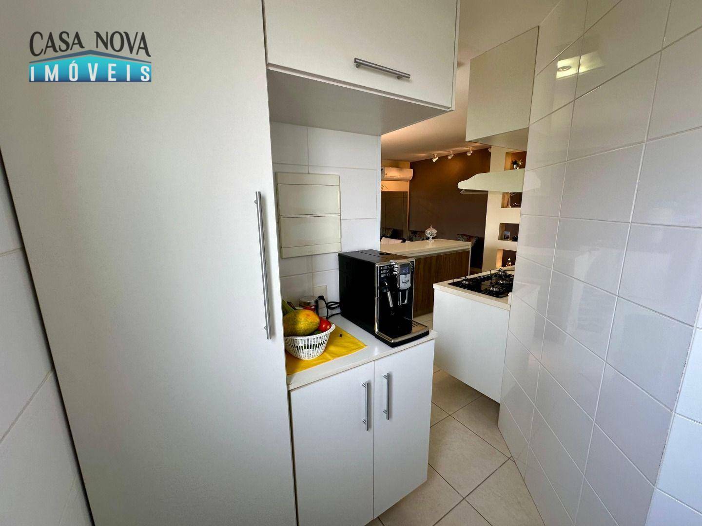 Apartamento à venda com 2 quartos, 75m² - Foto 30