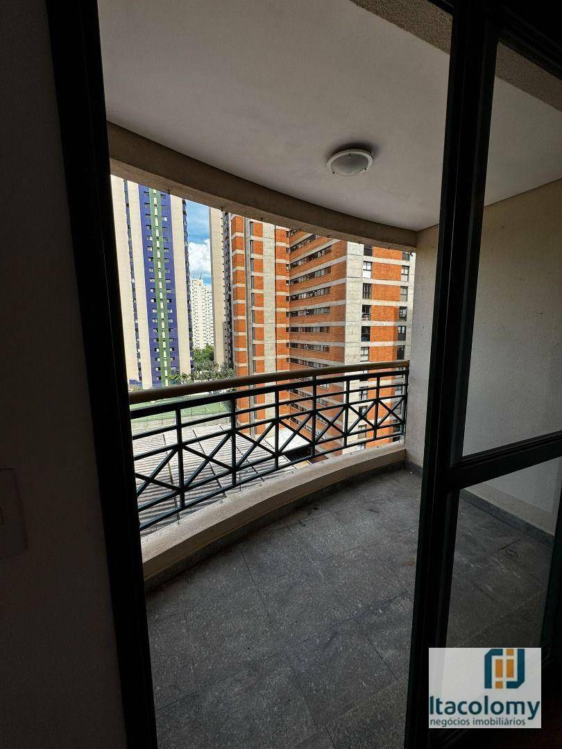 Apartamento para alugar com 3 quartos, 94m² - Foto 20