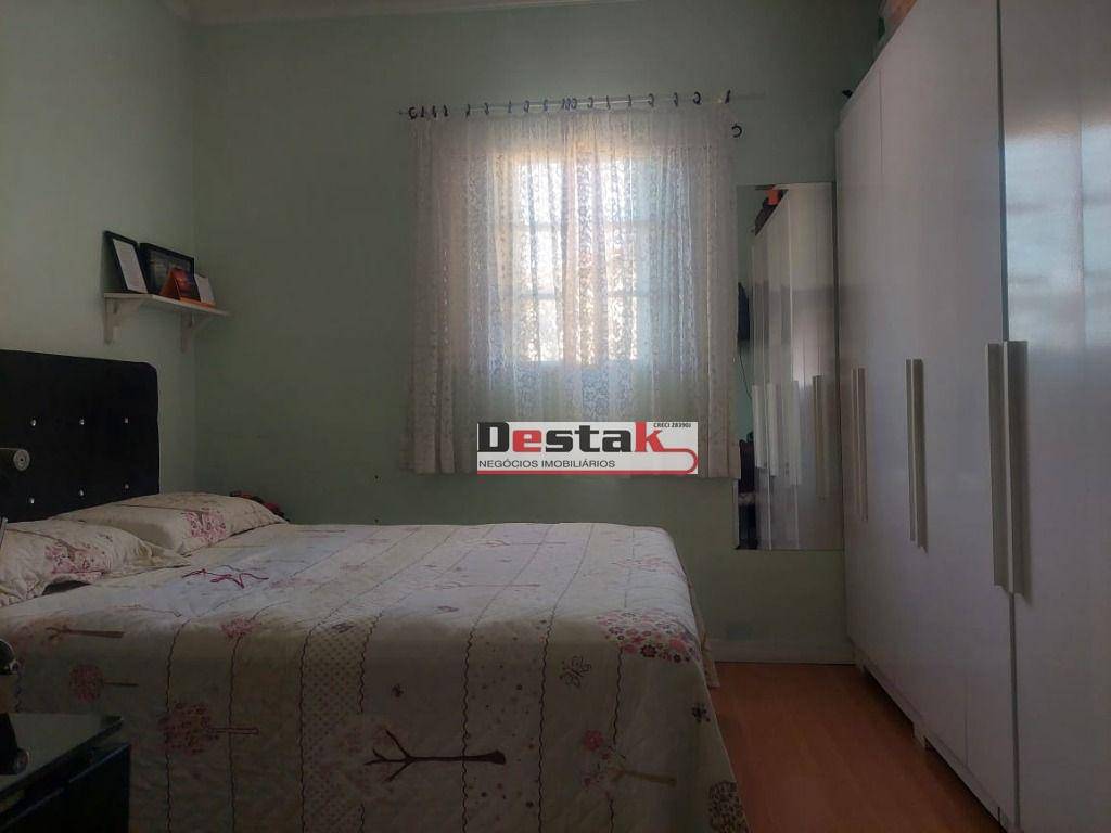 Sobrado à venda com 2 quartos, 90m² - Foto 3