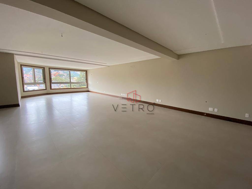 Apartamento à venda com 4 quartos, 217m² - Foto 2