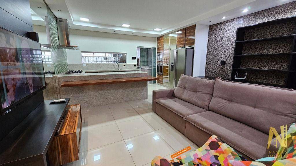 Casa à venda com 2 quartos, 125m² - Foto 2