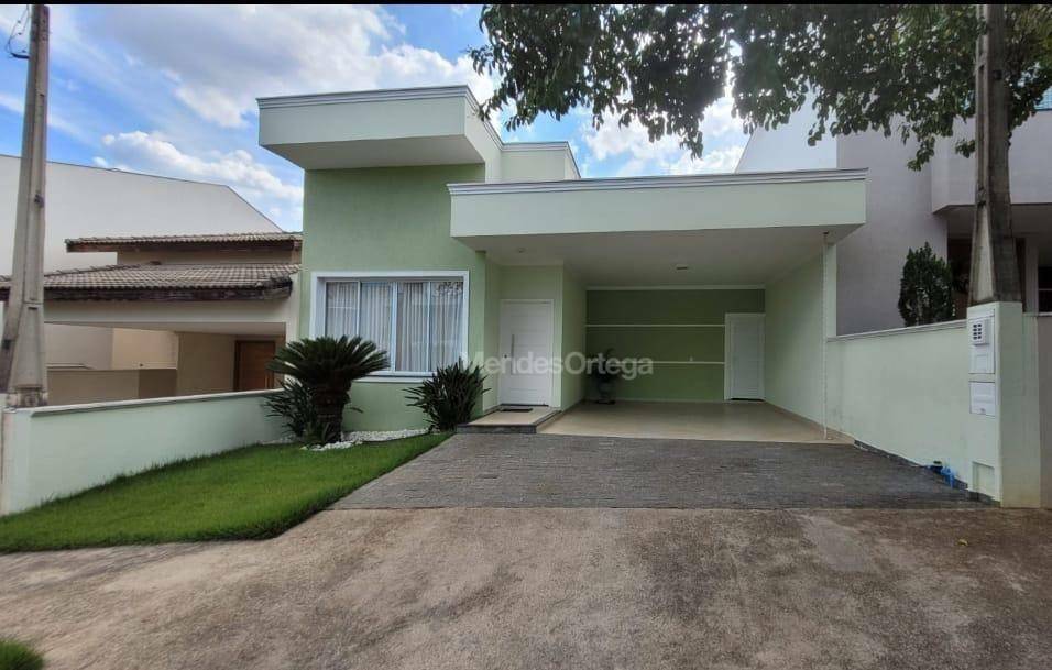 Casa de Condomínio à venda com 3 quartos, 220m² - Foto 1