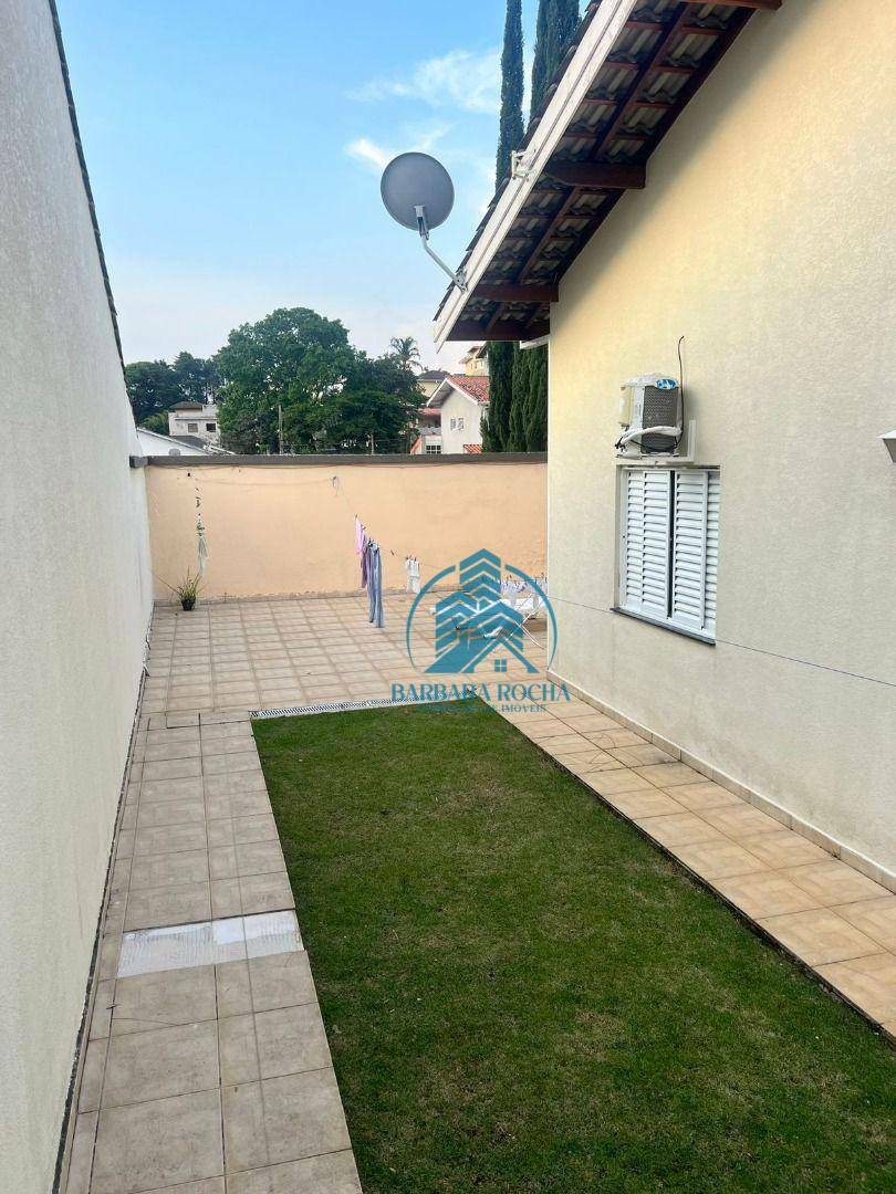 Casa à venda com 3 quartos, 100m² - Foto 14