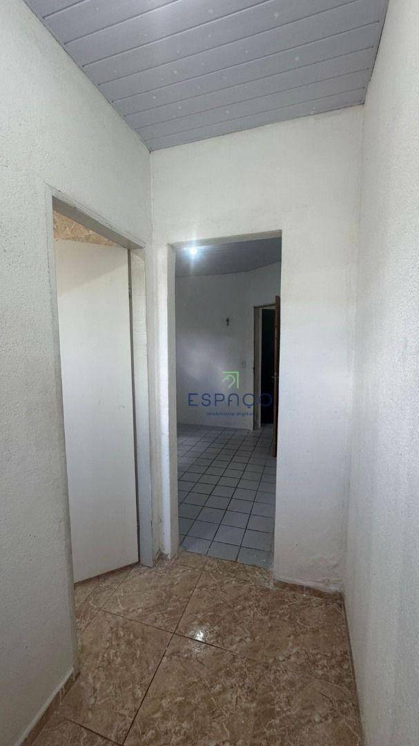 Casa para alugar com 3 quartos, 120m² - Foto 18