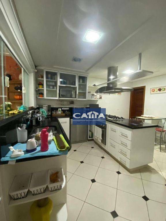 Sobrado à venda e aluguel com 3 quartos, 400m² - Foto 9