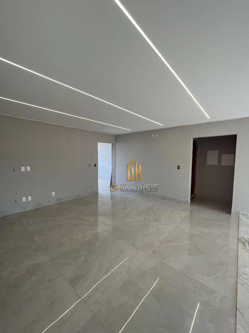 Sobrado à venda com 3 quartos, 231m² - Foto 3