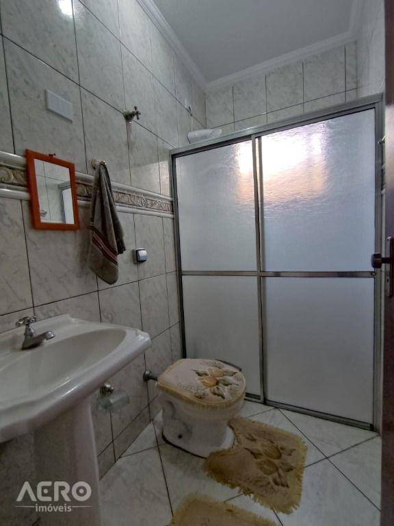 Casa à venda com 3 quartos, 123m² - Foto 7