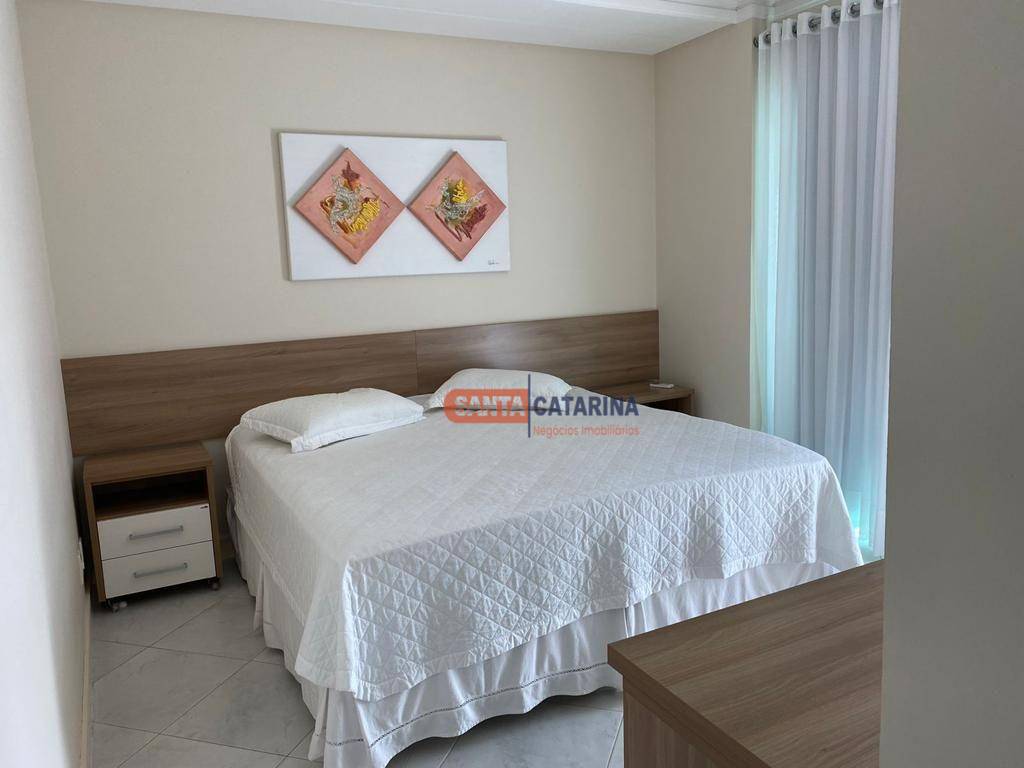 Apartamento à venda com 3 quartos, 161m² - Foto 29