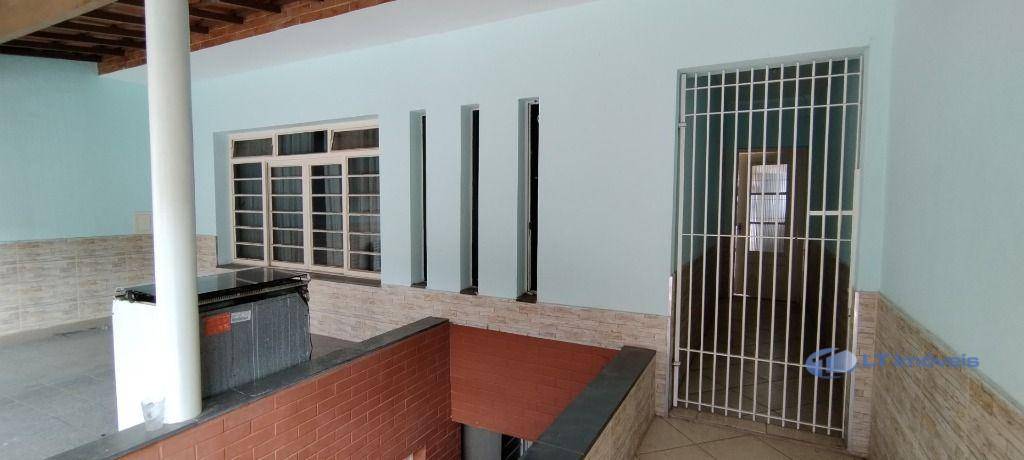 Casa para alugar com 2 quartos, 35m² - Foto 8