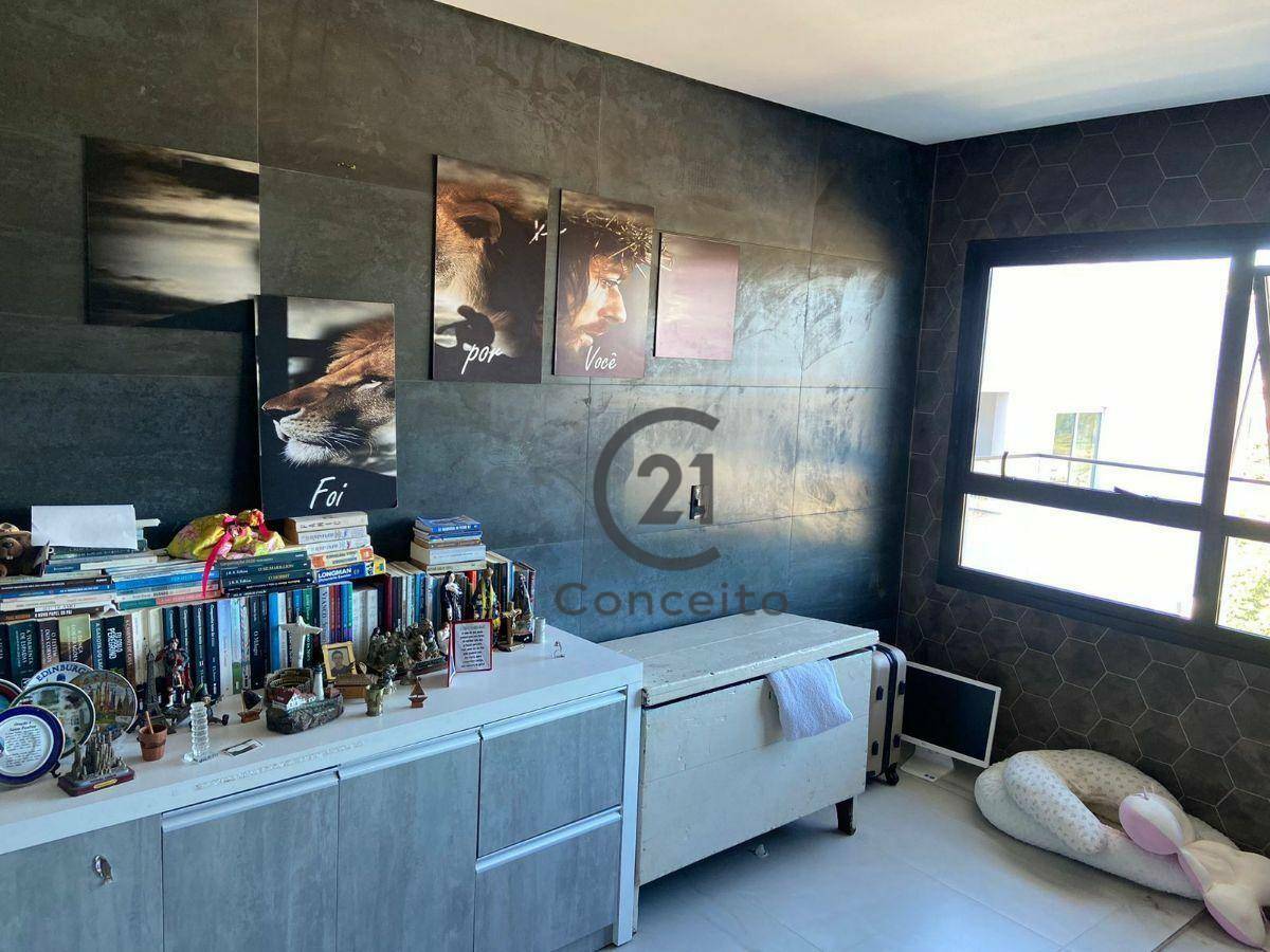 Casa para alugar com 5 quartos, 273m² - Foto 25