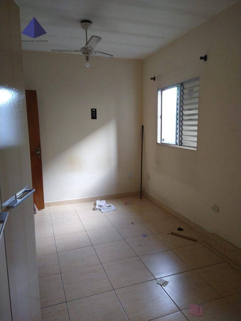 Sobrado à venda com 2 quartos, 211m² - Foto 10