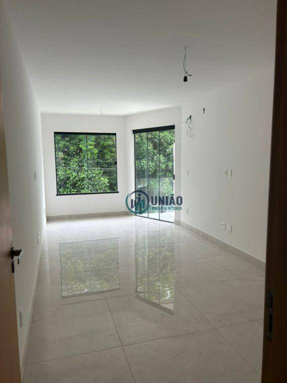 Casa à venda com 4 quartos, 150m² - Foto 22