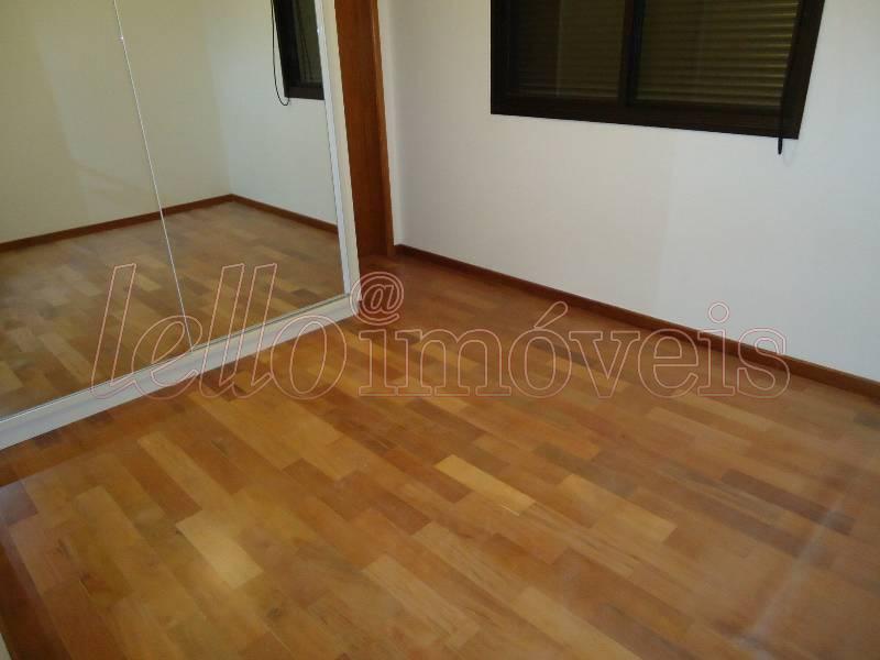 Apartamento para alugar com 4 quartos, 240m² - Foto 6