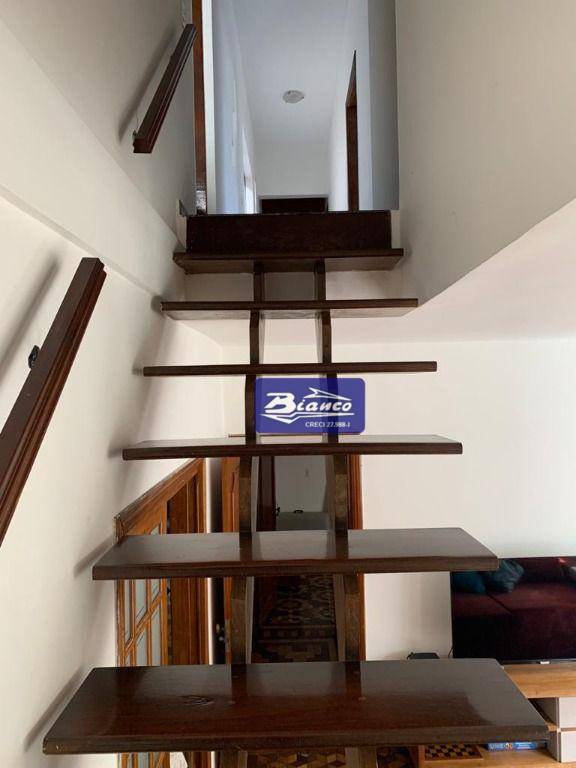 Sobrado à venda e aluguel com 5 quartos, 215m² - Foto 27