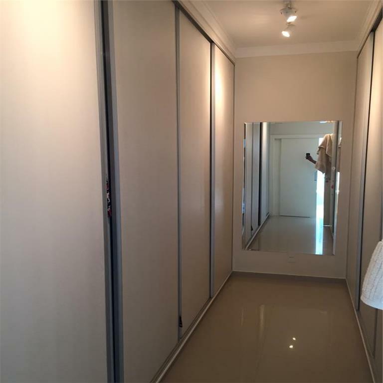 Casa de Condomínio à venda com 4 quartos, 330m² - Foto 22