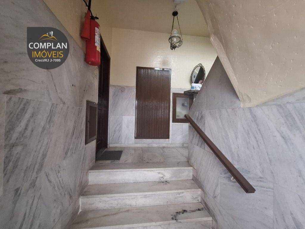 Apartamento à venda com 1 quarto, 47m² - Foto 18