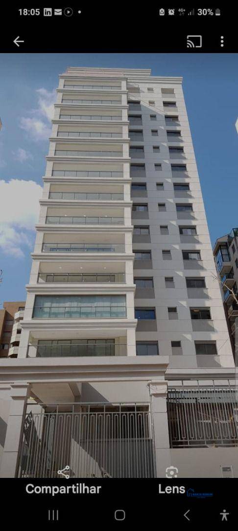 Apartamento à venda com 3 quartos, 213m² - Foto 1