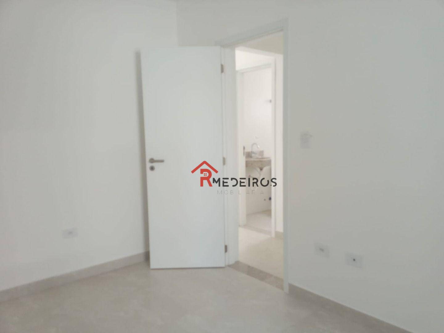 Apartamento à venda com 2 quartos, 75m² - Foto 14