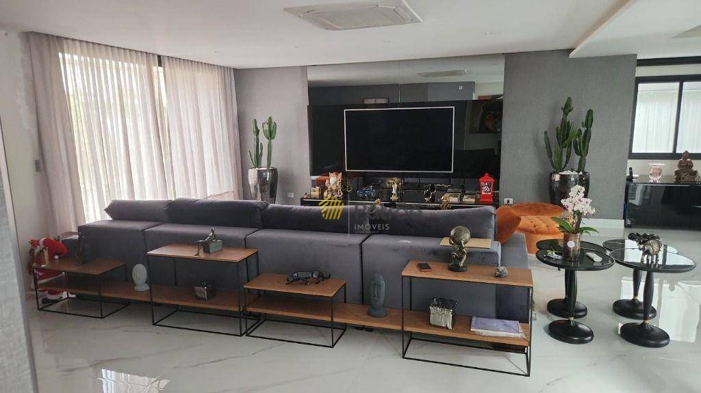 Casa de Condomínio à venda com 4 quartos, 550m² - Foto 8