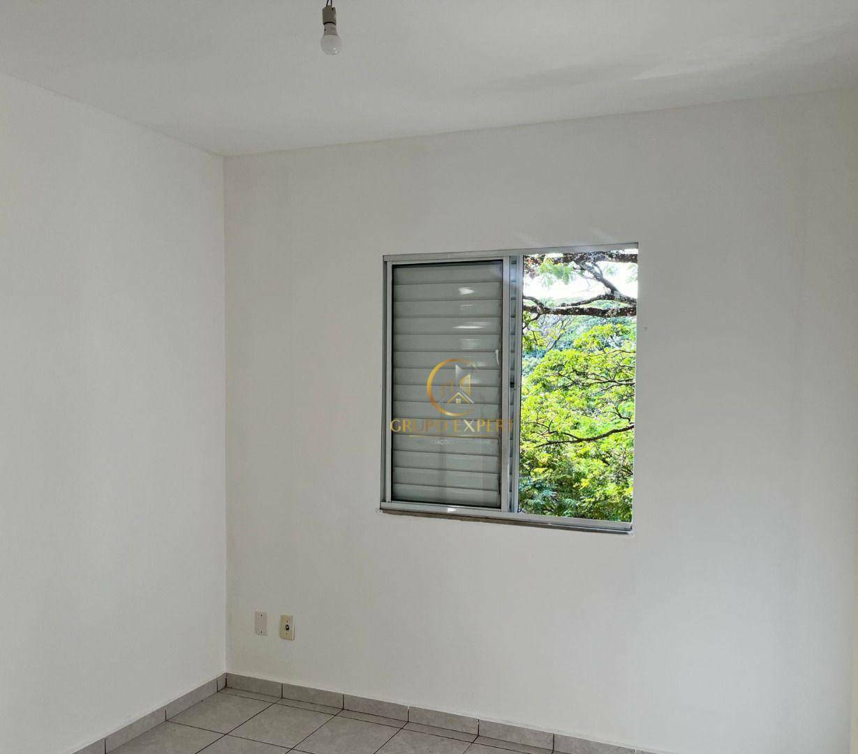 Apartamento à venda com 2 quartos, 62m² - Foto 6